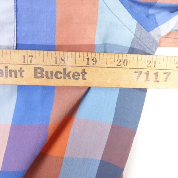 Travis Mathew Button Up Shirt Mens SZ M Long Sleeve Checked Pattern Casual - Picture 10 of 13